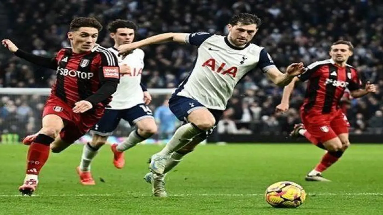 بث مباشر لمباراة فولهام وتوتنهام وتفاصيل القنوات الناقلة في الدوري الإنجليزي الممتاز اليوم